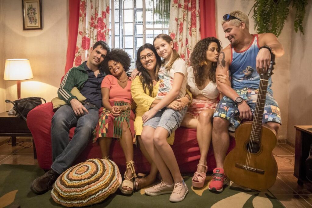 Elenco de Amor de Mãe