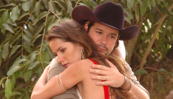 Deborah Secco e Murilo Benício em América