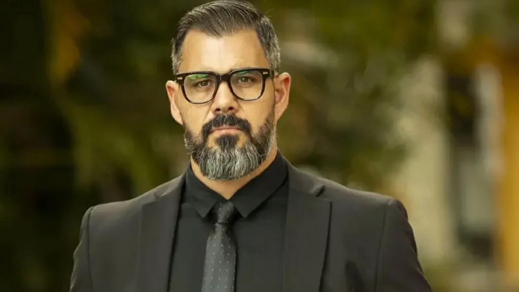 Juliano Cazaré é Pascoal