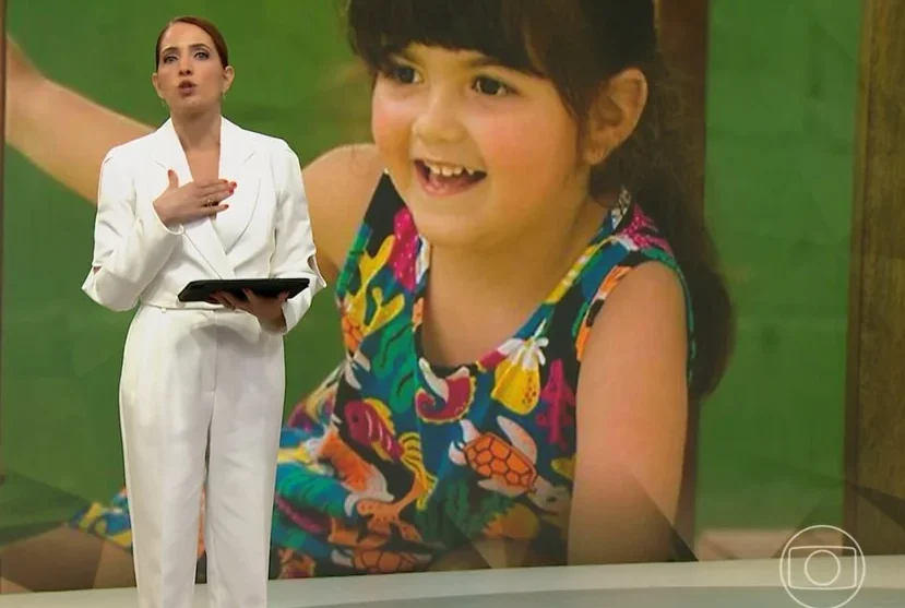 Poliana Abritta durante apresentação do Fantástico