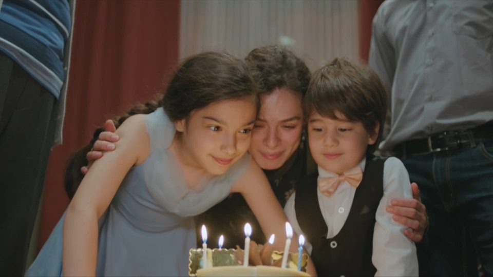 Bahar entre os filhos comemora seu aniversário