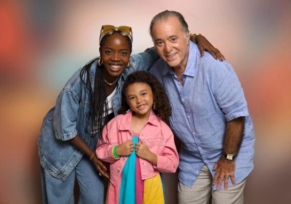 Clara Moneke, Elis Cabral e Tony Ramos em foto de divulgação da novela Dona de Mim, da TV Globo