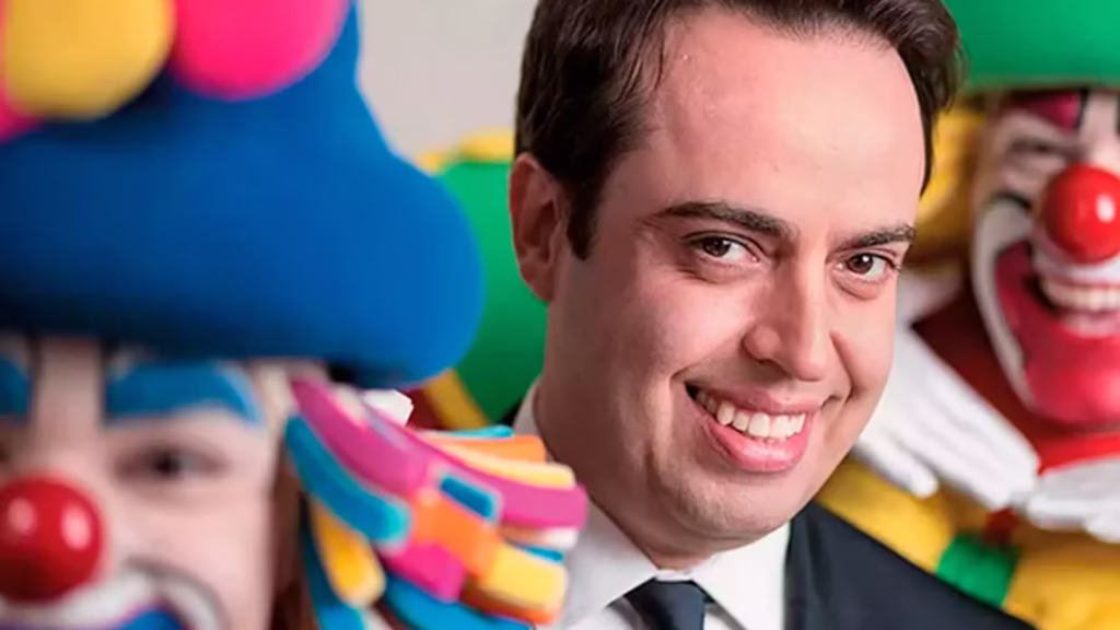 Rinaldi Farias entre Patati e Patatá