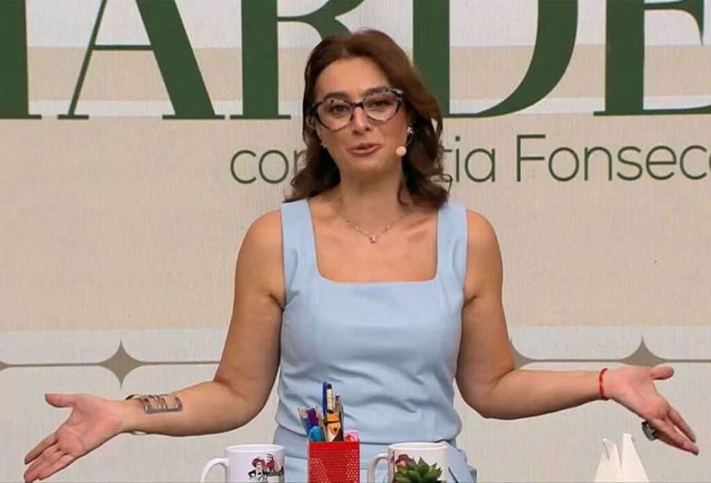 Cátia Fonseca no seu programa na Band
