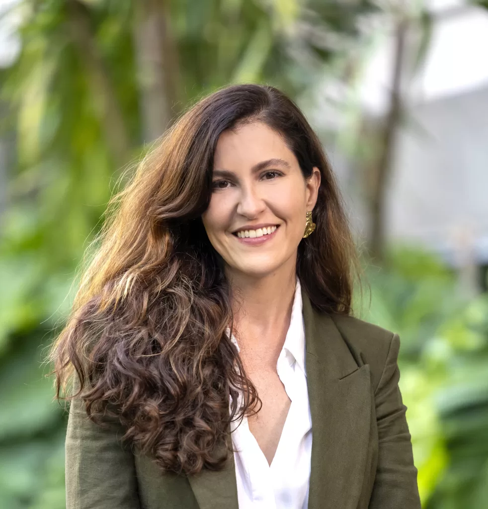 Leonora Bardini em foto de divulgação