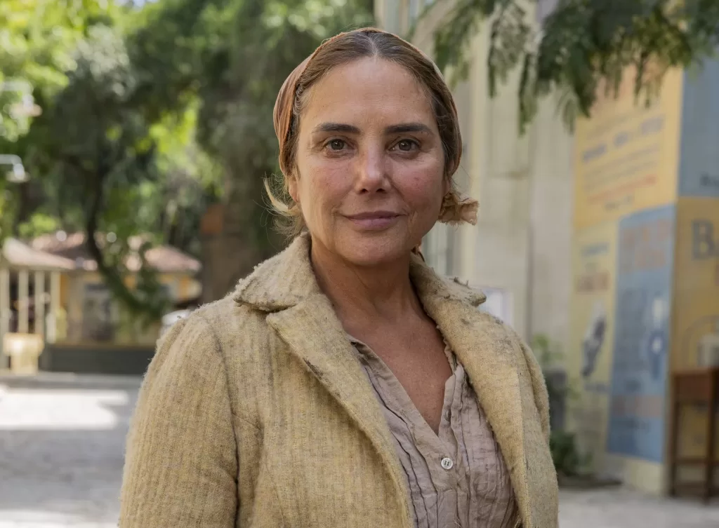 Heloísa Pérrissé como Zulma
