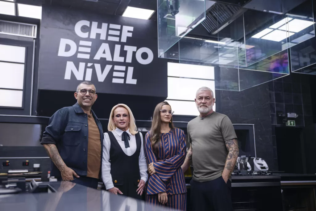 Ana Maria Braga, Jefferson Rueda, Renata Vanzetto e Alex Atala na cozinha do topo do Chef de Alto Nível