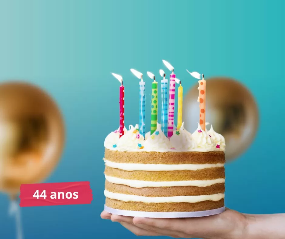arte com bolo e fundo azul