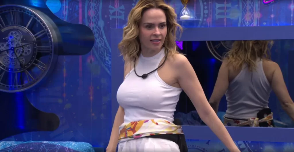 Ana Paula no quarto azul do BBB