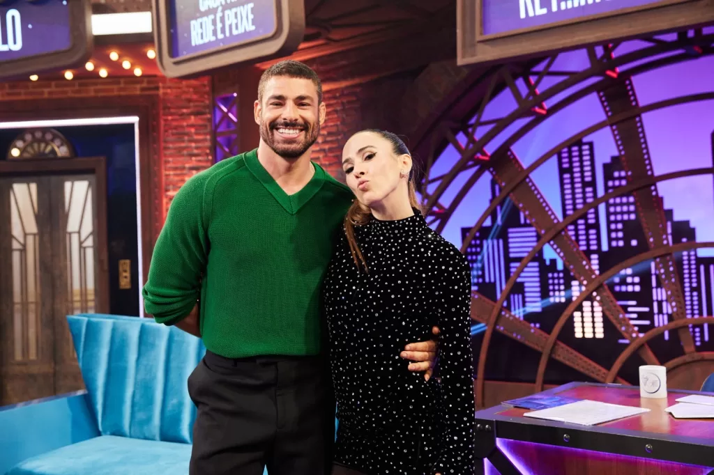 Tatá Werneck e Cauã Reymond no palco do Lady Night
