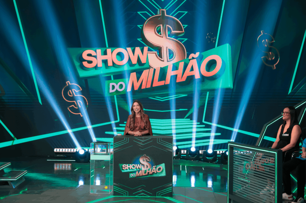 Patrícia Abravanel no palco do Show do Milhão