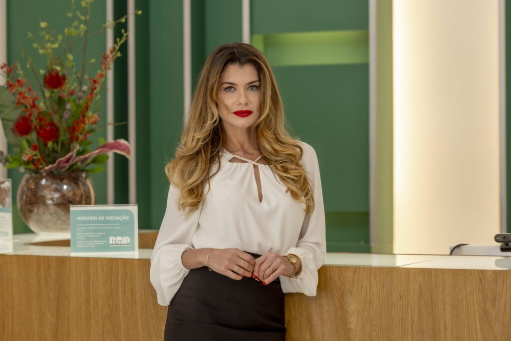 Alinne Moraes como Vanessa, de Por Você