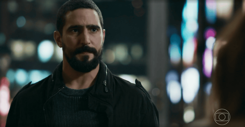 Renato Góes como Heitor