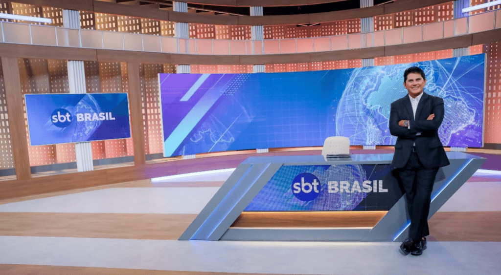 César Filho no cenário do SBT Brasil
